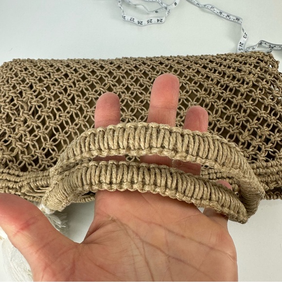 Fabulous MJ New York Tan Boho Woven Tote With Cream & Tan Braided Tassels - Picture 5 of 13